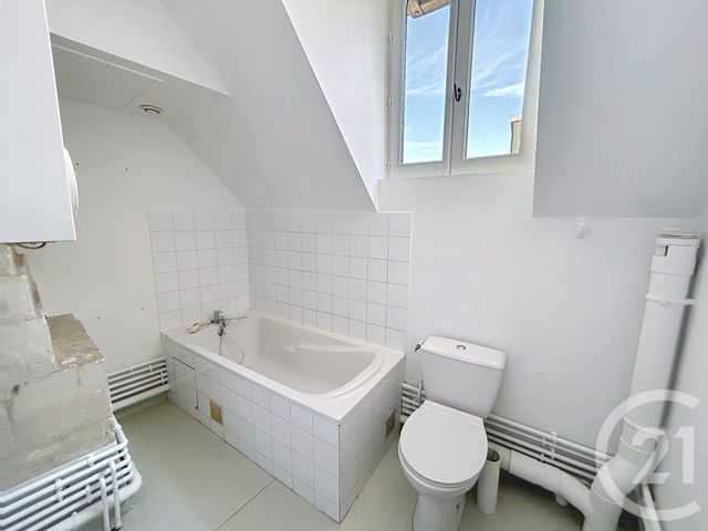 Appartement F5 &agrave; louer - 5 pi&egrave;ces - 103 m2 - Troyes - 10 - CHAMPAGNE-ARDENNE