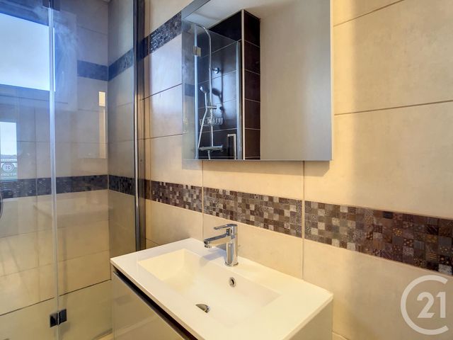 Appartement F1 &agrave; louer - 1 pi&egrave;ce - 34 m2 - Troyes - 10 - CHAMPAGNE-ARDENNE