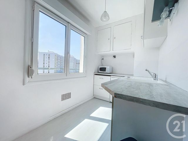 Appartement F1 &agrave; louer - 1 pi&egrave;ce - 34,10 m2 - Troyes - 10 - CHAMPAGNE-ARDENNE