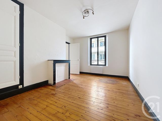 Appartement &agrave; louer - 2 pi&egrave;ces - 43 m2 - Troyes - 10 - CHAMPAGNE-ARDENNE