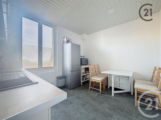 Appartement Studio à louer STE SAVINE