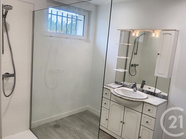 Maison &agrave; louer - 6 pi&egrave;ces - 168,26 m2 - 51 - CHAMPAGNE-ARDENNE