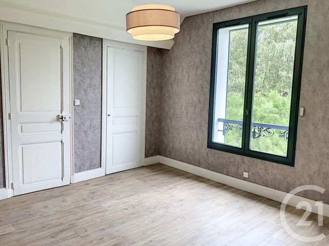 Maison &agrave; louer - 6 pi&egrave;ces - 168,26 m2 - 51 - CHAMPAGNE-ARDENNE