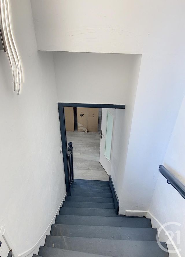 Maison &agrave; louer - 6 pi&egrave;ces - 168,26 m2 - 51 - CHAMPAGNE-ARDENNE