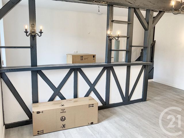 Maison &agrave; louer - 6 pi&egrave;ces - 168,26 m2 - 51 - CHAMPAGNE-ARDENNE