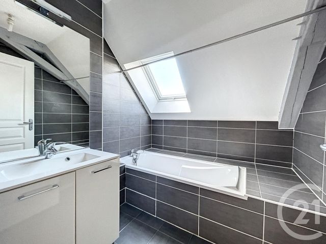 Appartement F4 &agrave; louer - 5 pi&egrave;ces - 115 m2 - Troyes - 10 - CHAMPAGNE-ARDENNE