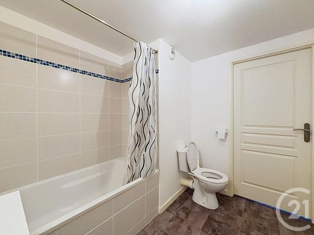 Appartement F1 &agrave; louer - 1 pi&egrave;ce - 27 m2 - Troyes - 10 - CHAMPAGNE-ARDENNE