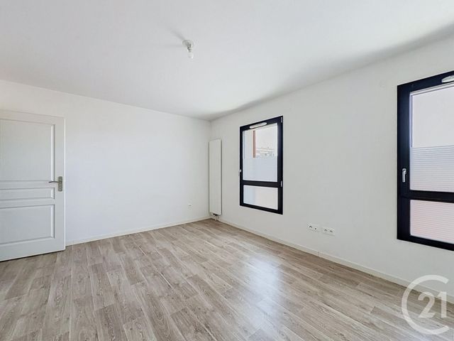 Appartement F1 &agrave; louer - 1 pi&egrave;ce - 27 m2 - Troyes - 10 - CHAMPAGNE-ARDENNE