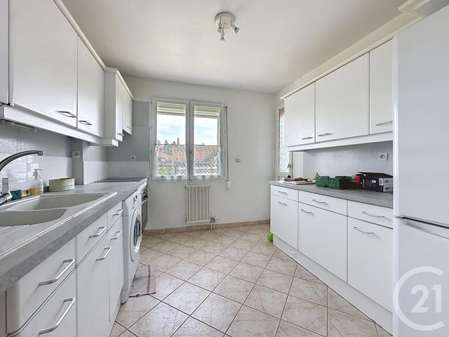 Appartement F4 &agrave; vendre - 4 pi&egrave;ces - 79,47 m2 - Ste Savine - 10 - CHAMPAGNE-ARDENNE