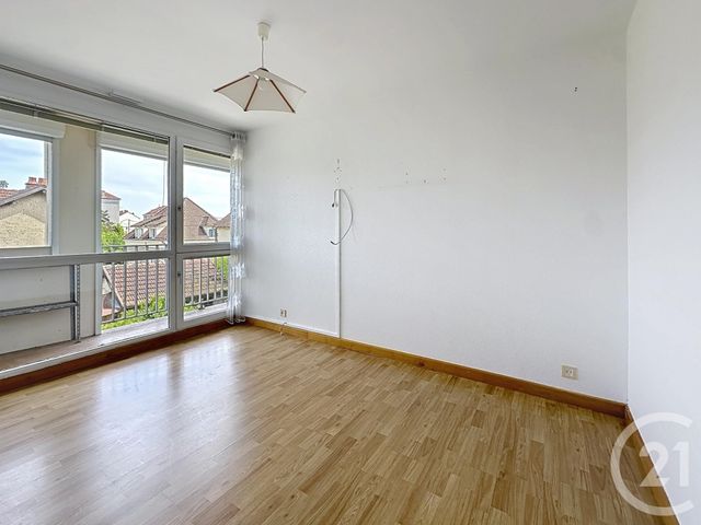 Appartement F4 &agrave; vendre - 4 pi&egrave;ces - 79,47 m2 - Ste Savine - 10 - CHAMPAGNE-ARDENNE