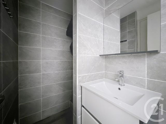Appartement F3 &agrave; louer - 3 pi&egrave;ces - 49,67 m2 - Troyes - 10 - CHAMPAGNE-ARDENNE