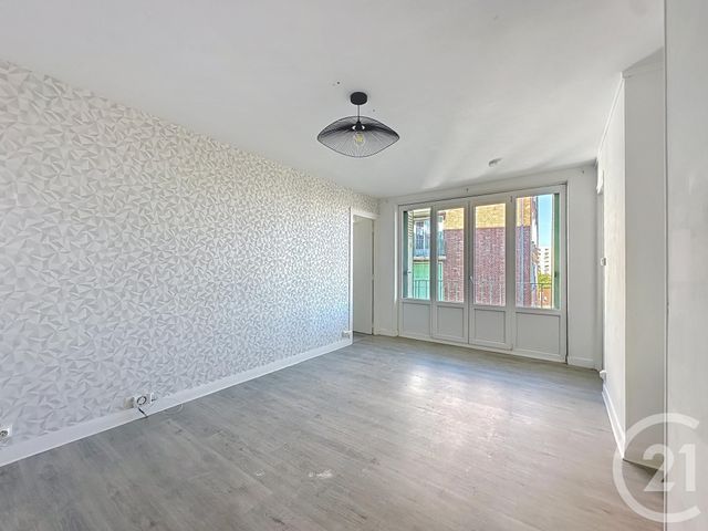 Appartement F3 &agrave; louer - 3 pi&egrave;ces - 49,67 m2 - Troyes - 10 - CHAMPAGNE-ARDENNE