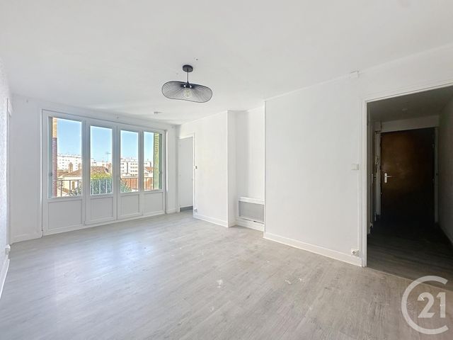 Appartement F3 &agrave; louer - 3 pi&egrave;ces - 49,67 m2 - Troyes - 10 - CHAMPAGNE-ARDENNE