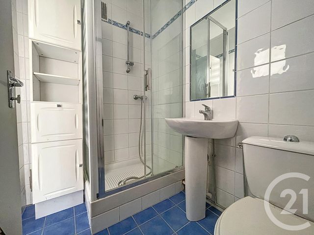 Appartement F1 &agrave; louer - 1 pi&egrave;ce - 27 m2 - Troyes - 10 - CHAMPAGNE-ARDENNE