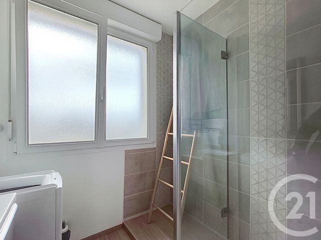 Appartement F4 &agrave; vendre - 4 pi&egrave;ces - 77,50 m2 - St Andre Les Vergers - 10 - CHAMPAGNE-ARDENNE
