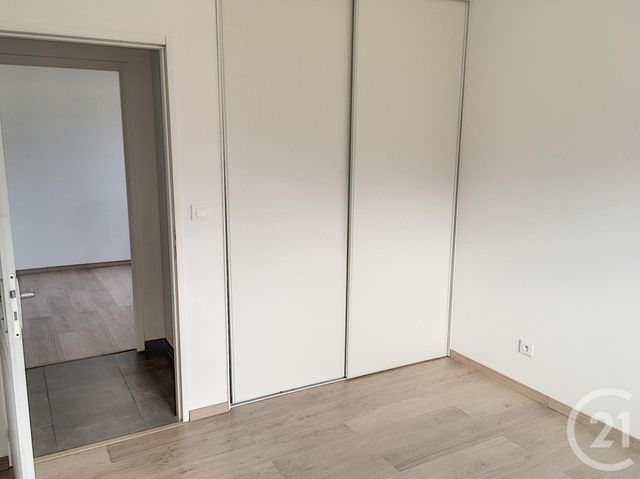 Appartement Duplex &agrave; louer - 3 pi&egrave;ces - 70 m2 - Bucheres - 10 - CHAMPAGNE-ARDENNE