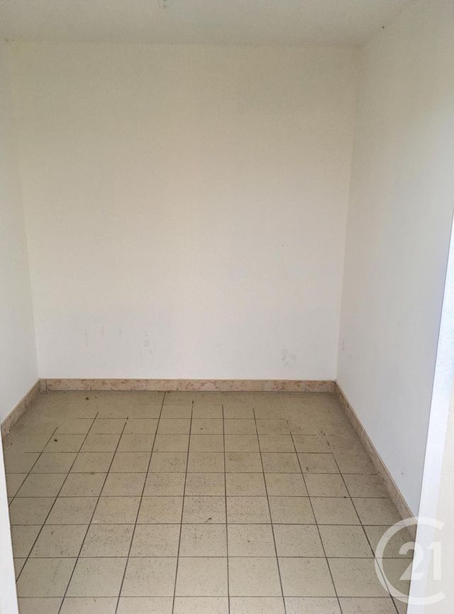 Appartement Duplex &agrave; louer - 3 pi&egrave;ces - 70 m2 - Bucheres - 10 - CHAMPAGNE-ARDENNE