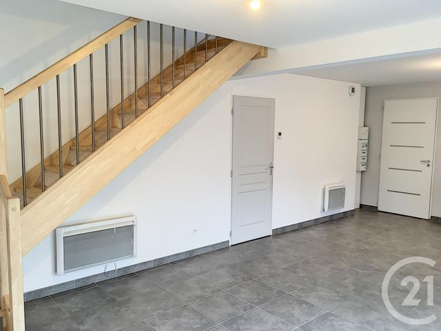 Appartement Duplex &agrave; louer - 3 pi&egrave;ces - 70 m2 - Bucheres - 10 - CHAMPAGNE-ARDENNE