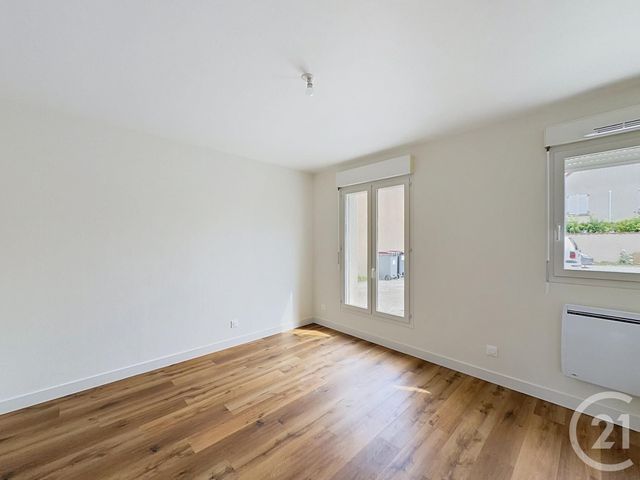 Appartement T3 &agrave; louer - 3 pi&egrave;ces - 74 m2 - Troyes - 10 - CHAMPAGNE-ARDENNE