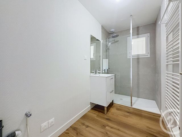 Appartement T3 &agrave; louer - 3 pi&egrave;ces - 74 m2 - Troyes - 10 - CHAMPAGNE-ARDENNE