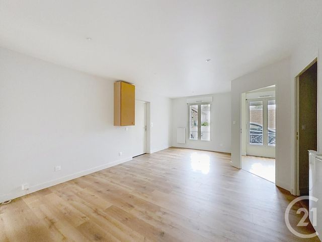 Appartement T3 &agrave; louer - 3 pi&egrave;ces - 74 m2 - Troyes - 10 - CHAMPAGNE-ARDENNE