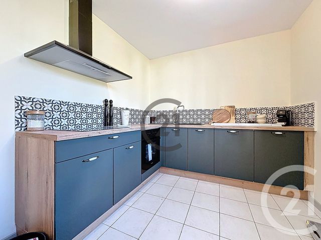 Maison &agrave; vendre - 9 pi&egrave;ces - 140 m2 - St Julien Les Villas - 10 - CHAMPAGNE-ARDENNE