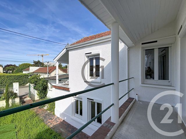 Maison &agrave; vendre - 9 pi&egrave;ces - 140 m2 - St Julien Les Villas - 10 - CHAMPAGNE-ARDENNE