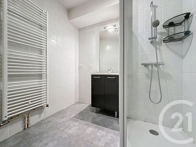 Appartement F3 &agrave; louer - 3 pi&egrave;ces - 66,20 m2 - Troyes - 10 - CHAMPAGNE-ARDENNE