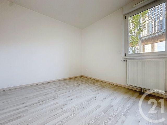 Appartement F3 &agrave; louer - 3 pi&egrave;ces - 66,20 m2 - Troyes - 10 - CHAMPAGNE-ARDENNE