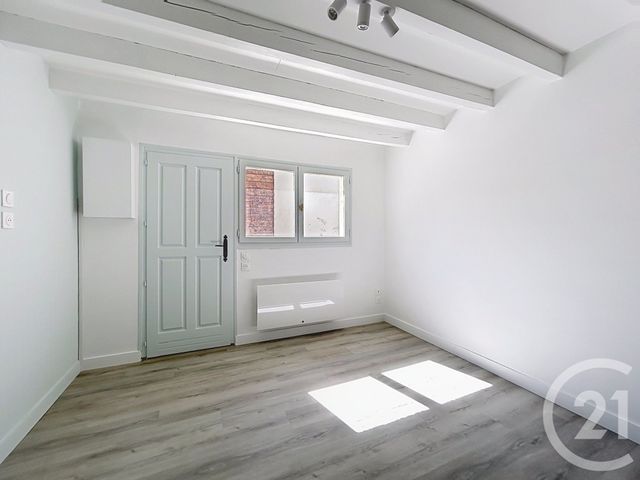 Appartement Duplex &agrave; louer - 2 pi&egrave;ces - 26,40 m2 - Troyes - 10 - CHAMPAGNE-ARDENNE