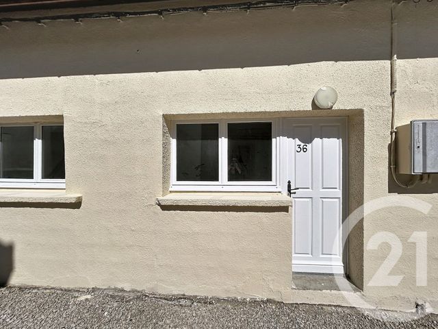 Appartement Duplex &agrave; louer - 2 pi&egrave;ces - 26,40 m2 - Troyes - 10 - CHAMPAGNE-ARDENNE