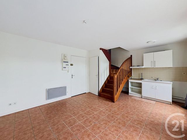 Appartement T2 &agrave; louer - 2 pi&egrave;ces - 34,57 m2 - Troyes - 10 - CHAMPAGNE-ARDENNE