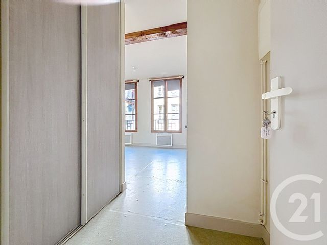 Appartement Studio &agrave; louer - 1 pi&egrave;ce - 22,75 m2 - Troyes - 10 - CHAMPAGNE-ARDENNE