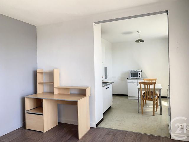 Appartement Studio &agrave; louer - 1 pi&egrave;ce - 35 m2 - Troyes - 10 - CHAMPAGNE-ARDENNE