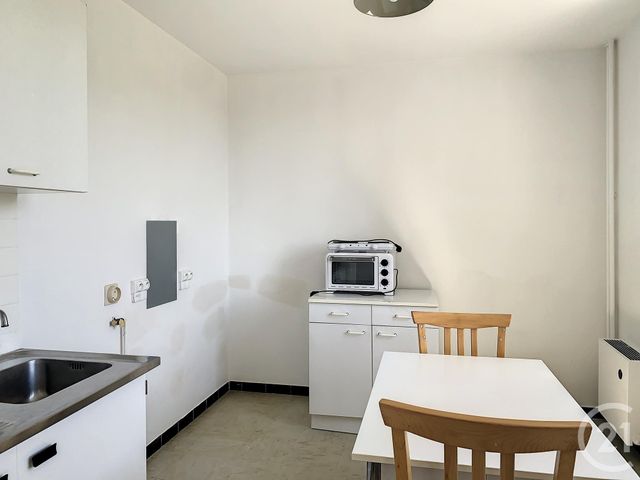 Appartement Studio &agrave; louer - 1 pi&egrave;ce - 35 m2 - Troyes - 10 - CHAMPAGNE-ARDENNE