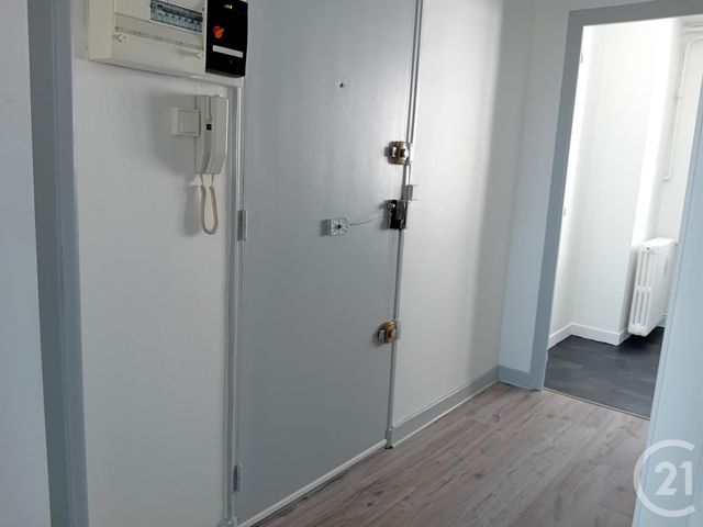 Appartement T2 &agrave; louer - 2 pi&egrave;ces - 40 m2 - Troyes - 10 - CHAMPAGNE-ARDENNE