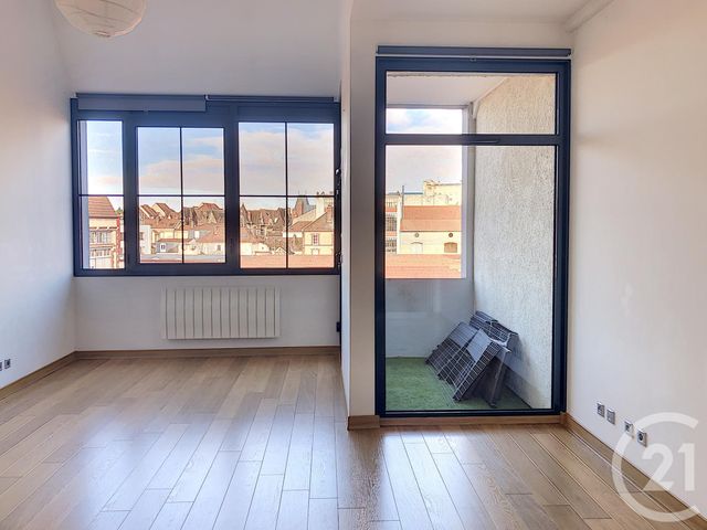 Appartement F1 &agrave; louer - 1 pi&egrave;ce - 43 m2 - Troyes - 10 - CHAMPAGNE-ARDENNE