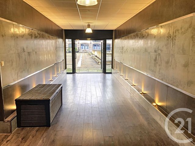 Appartement F1 &agrave; louer - 1 pi&egrave;ce - 43 m2 - Troyes - 10 - CHAMPAGNE-ARDENNE