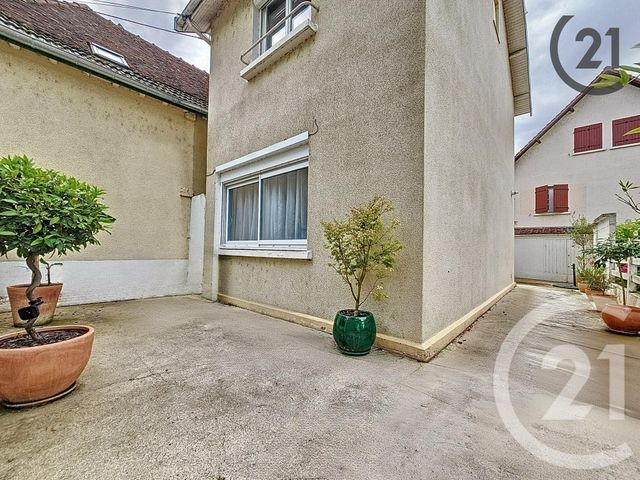 Maison &agrave; vendre - 3 pi&egrave;ces - 53 m2 - St Julien Les Villas - 10 - CHAMPAGNE-ARDENNE