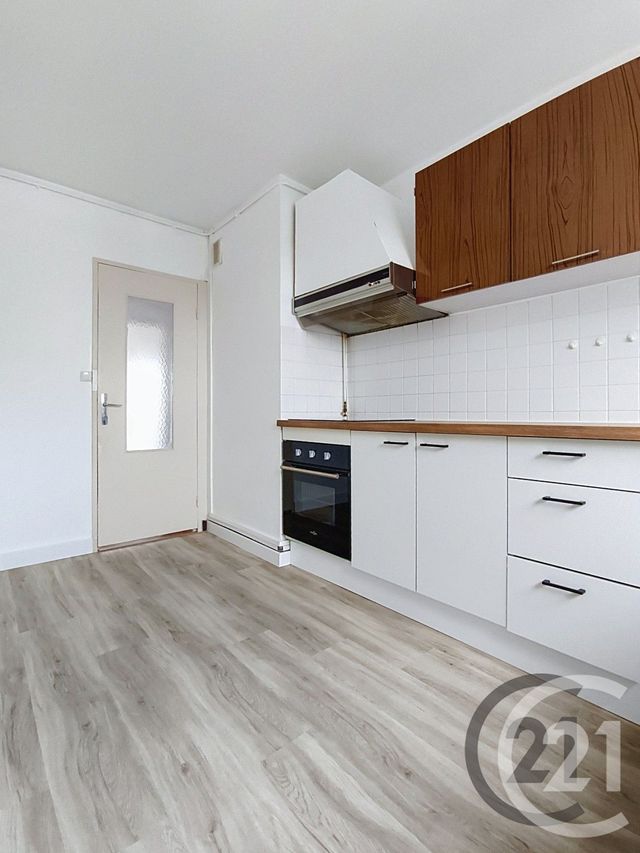 Appartement F4 &agrave; louer - 4 pi&egrave;ces - 73,56 m2 - St Andre Les Vergers - 10 - CHAMPAGNE-ARDENNE