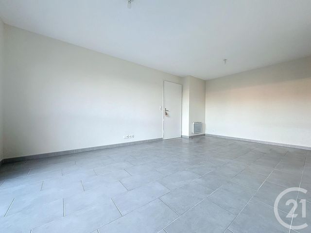 Appartement F3 &agrave; louer - 3 pi&egrave;ces - 68 m2 - Troyes - 10 - CHAMPAGNE-ARDENNE
