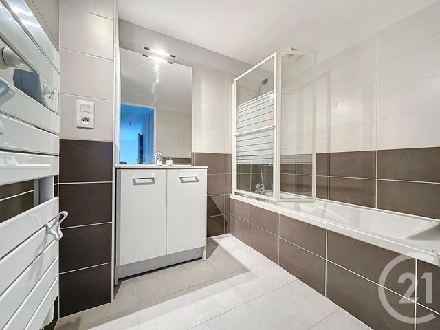 Appartement F3 &agrave; louer - 3 pi&egrave;ces - 68 m2 - Troyes - 10 - CHAMPAGNE-ARDENNE