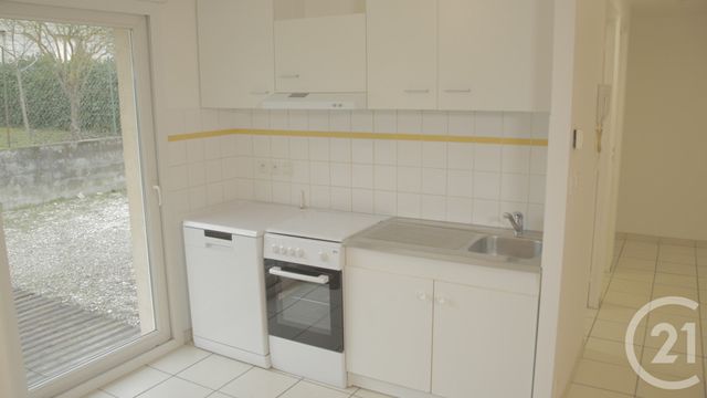 Appartement F3 bis &agrave; louer - 3 pi&egrave;ces - 75,90 m2 - Ste Savine - 10 - CHAMPAGNE-ARDENNE