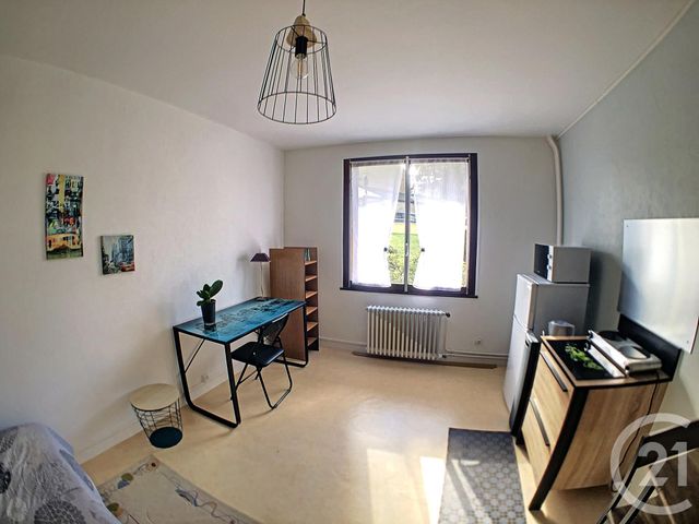 Appartement Chambre &agrave; louer - 1 pi&egrave;ce - 17,70 m2 - Troyes - 10 - CHAMPAGNE-ARDENNE