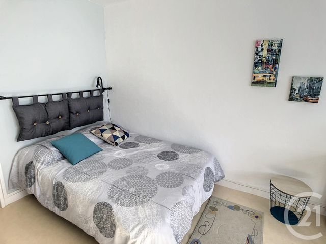 Appartement Chambre &agrave; louer - 1 pi&egrave;ce - 17,70 m2 - Troyes - 10 - CHAMPAGNE-ARDENNE