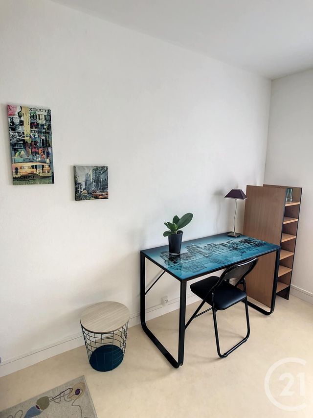 Appartement Chambre &agrave; louer - 1 pi&egrave;ce - 17,70 m2 - Troyes - 10 - CHAMPAGNE-ARDENNE