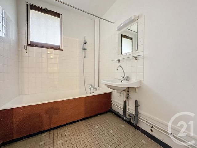 Appartement F1 &agrave; louer - 1 pi&egrave;ce - 36 m2 - Troyes - 10 - CHAMPAGNE-ARDENNE