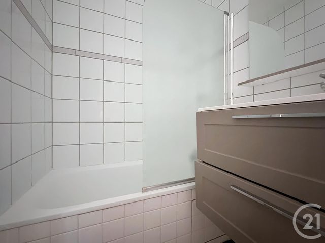 Appartement F1 &agrave; louer - 1 pi&egrave;ce - 26 m2 - Troyes - 10 - CHAMPAGNE-ARDENNE