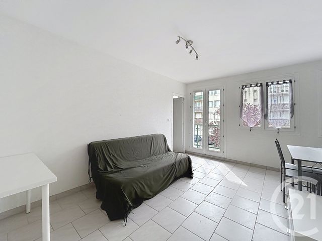 Appartement F2 &agrave; louer - 2 pi&egrave;ces - 44 m2 - 10 - CHAMPAGNE-ARDENNE
