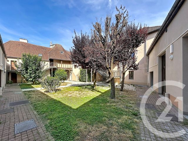 Appartement F1 &agrave; louer - 1 pi&egrave;ce - 50,40 m2 - Troyes - 10 - CHAMPAGNE-ARDENNE